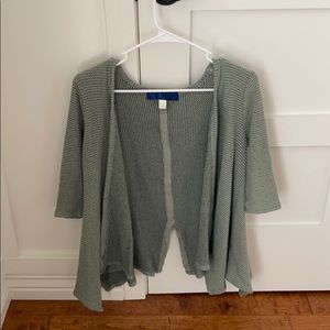 Pretty green cardigan